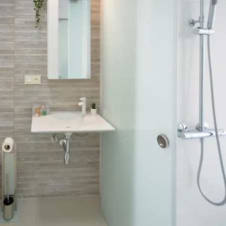 Lujoso Atico Gran Terraza Solarium Privado Jacuzzi Sauna Appartement *