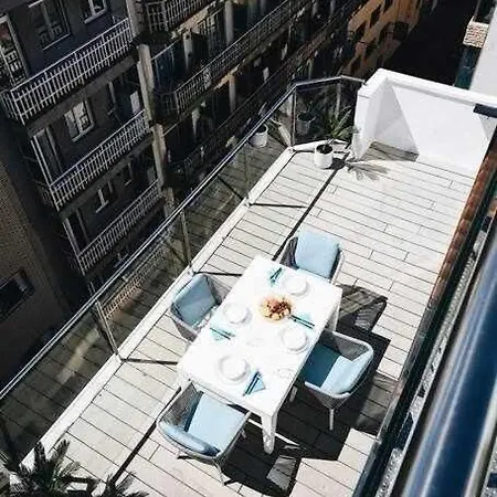 Appartement Lujoso Atico Gran Terraza Solarium Privado Jacuzzi Sauna *