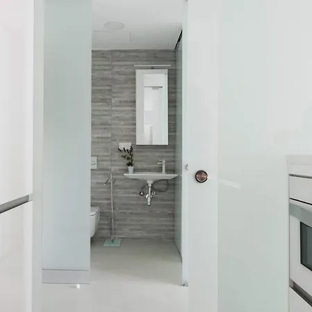 Lujoso Atico Gran Terraza Solarium Privado Jacuzzi Sauna Appartement